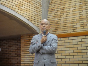 湯澤正信建築・環境学部長